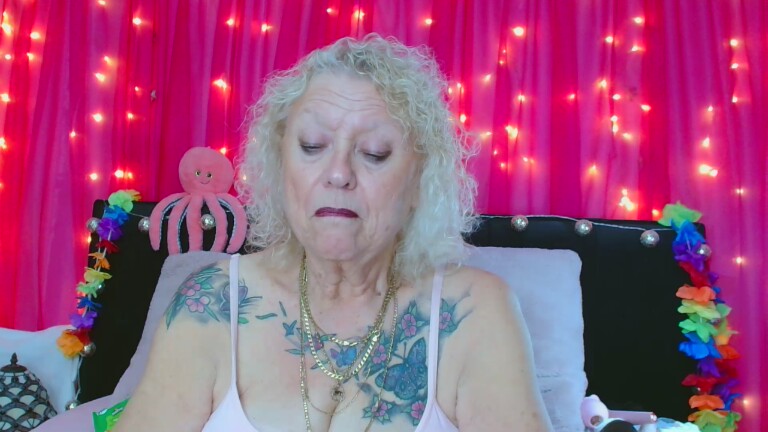 XoXMandyXoX's Streamate show and profile