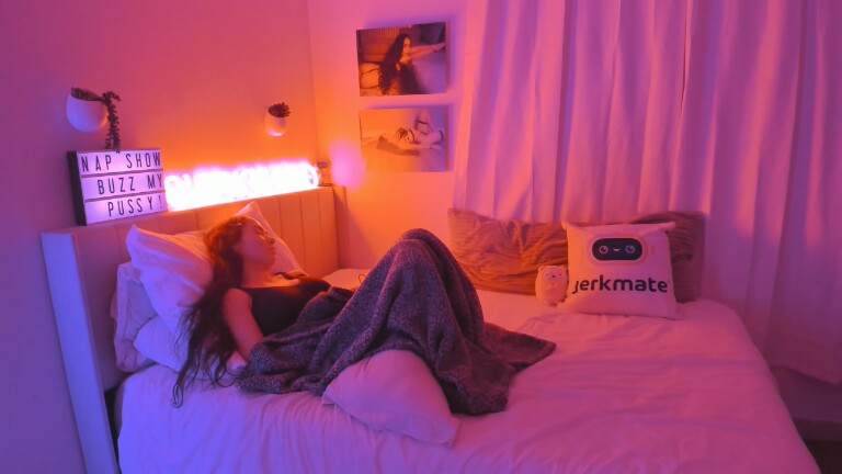 QueenChloeXO's Streamate show and profile