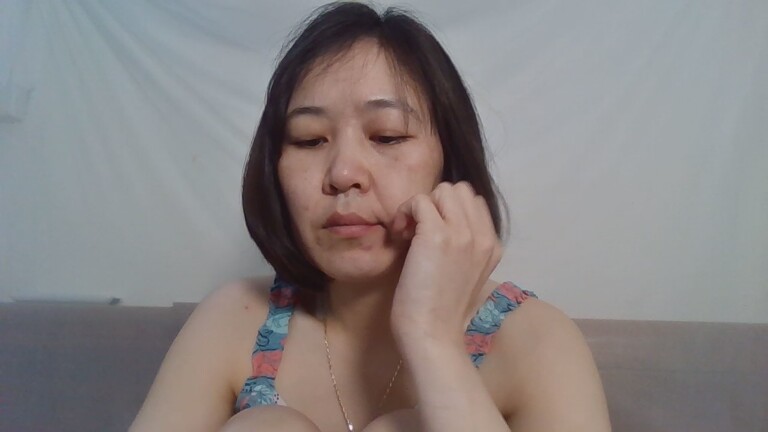 AnnaKute's Streamate show and profile