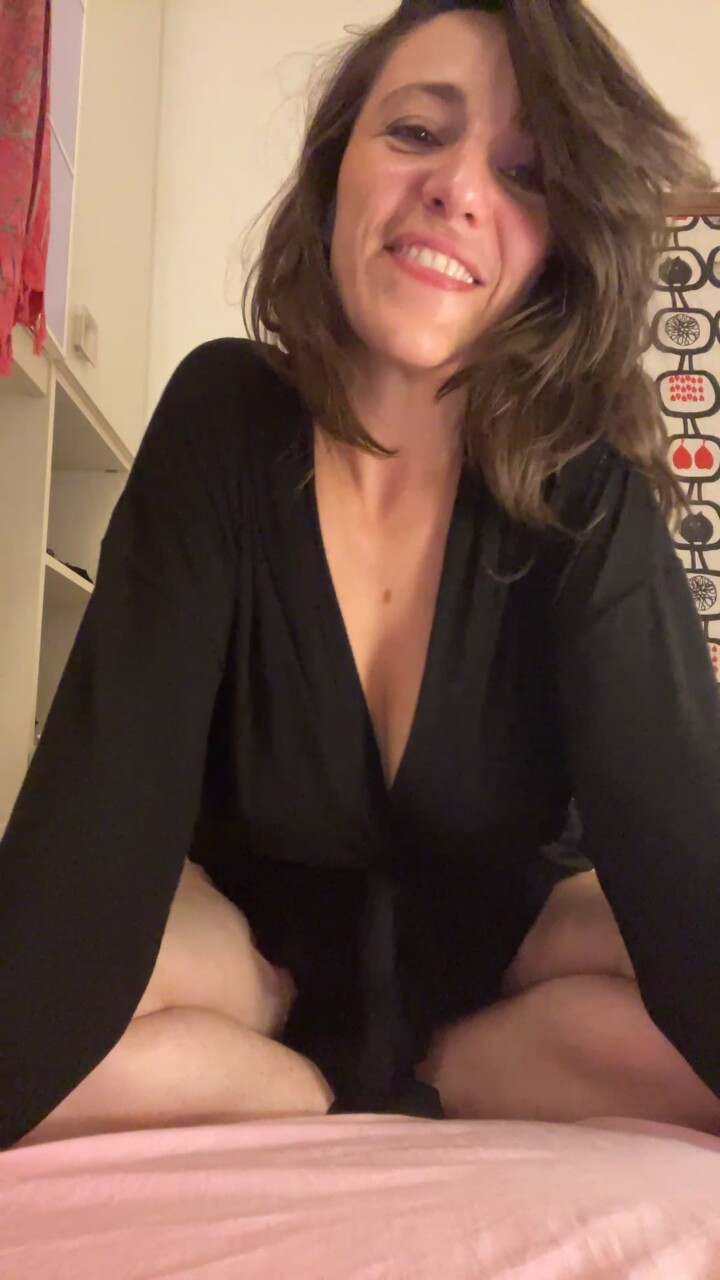 LEONAAx
