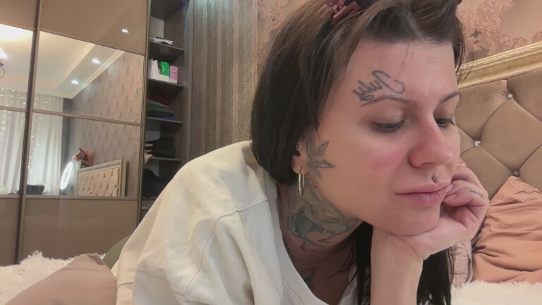 LilyDevelin's Streamate show and profile