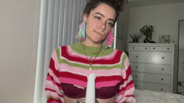 Velvette_Peach's Streamate show and profile