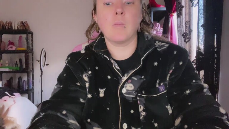 GoddessKisica's Streamate show and profile