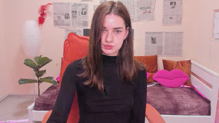 DemiLinda's Streamate show and profile