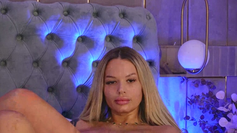 AstridStorm's Streamate show and profile